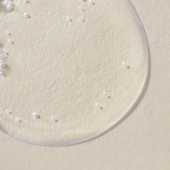 Living Proof No Frizz Smooth Styling Serum - Picture 3 of 3